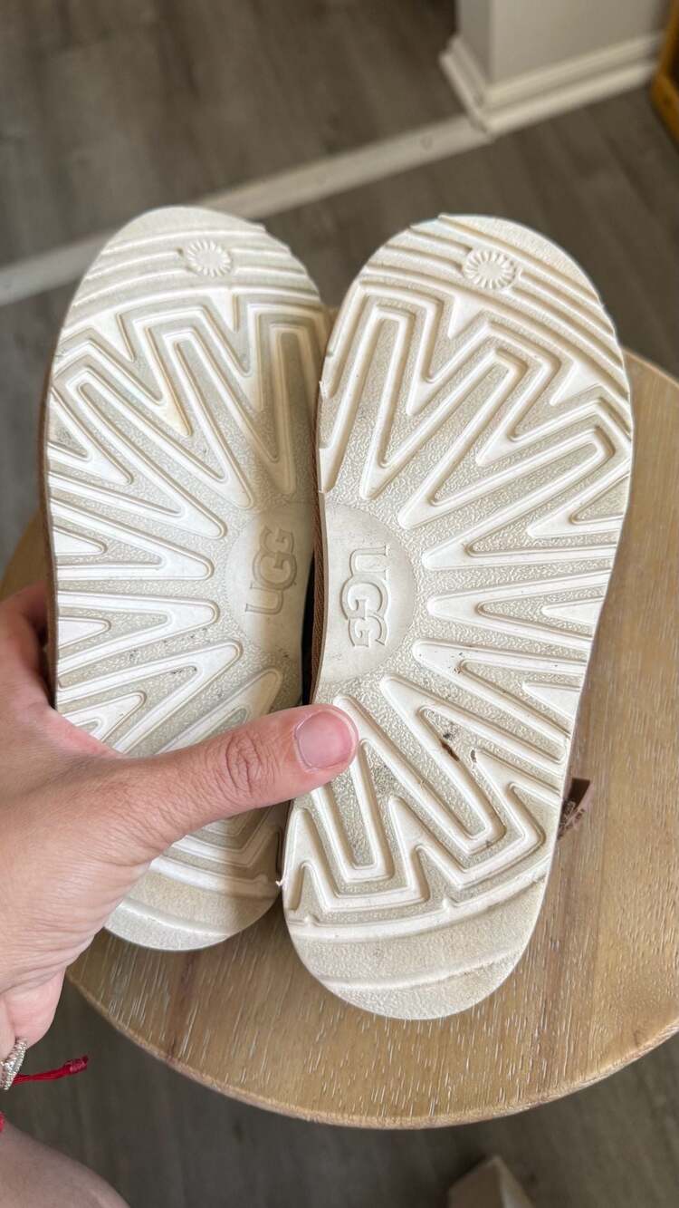 UGG Kids Goldenstar Clog in Driftwood - Picture 7 of 8